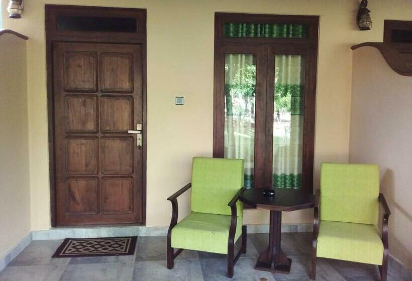 Hotel Mihisara Resort