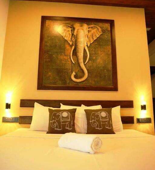 Hotel Mihisara Resort