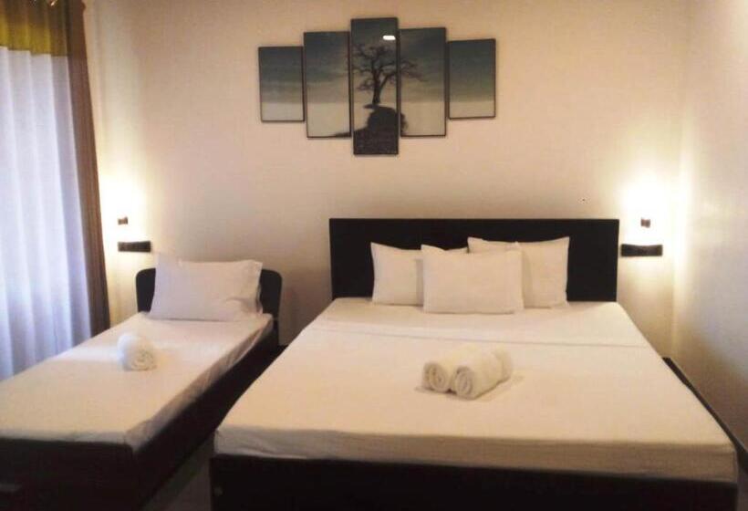 Hotel Mihisara Resort