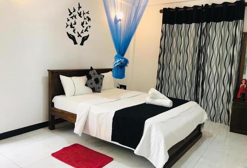 Hotel Mihisara Resort