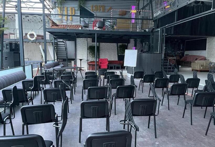 펜션 La Vella Resort