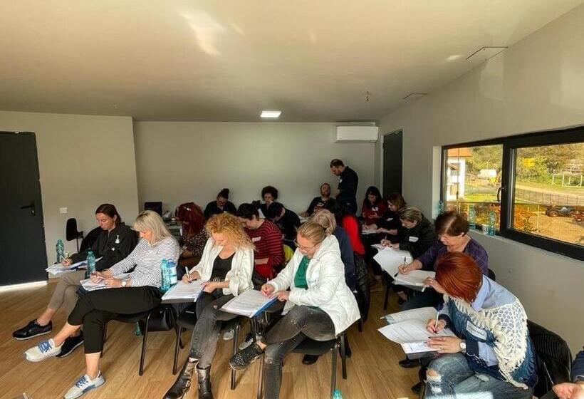 펜션 La Vella Resort