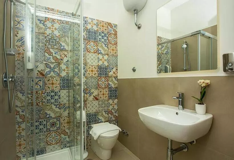Pension Salus Inn