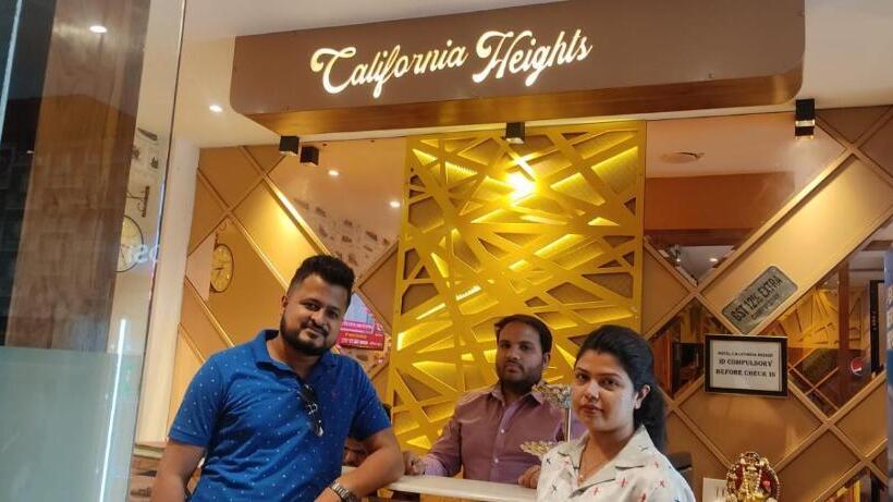 ホテル California Heights