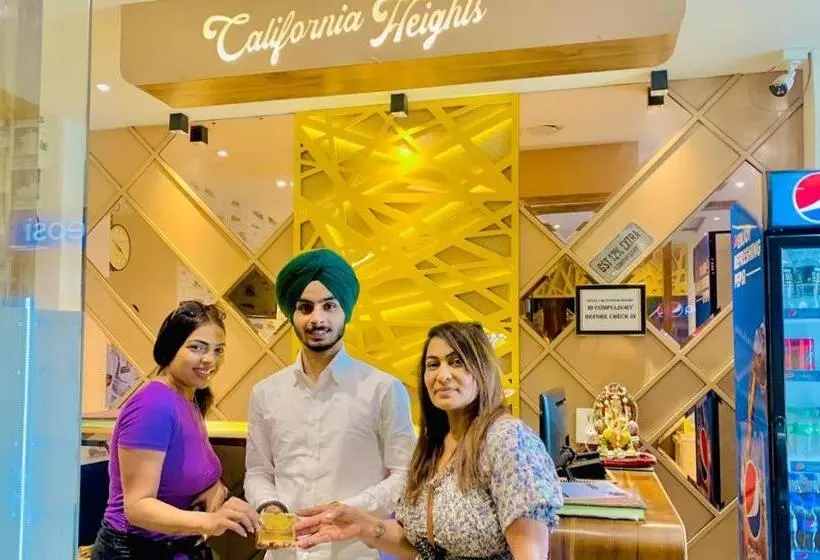 ホテル California Heights