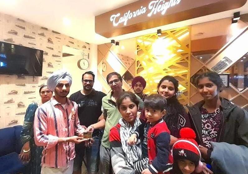 ホテル California Heights