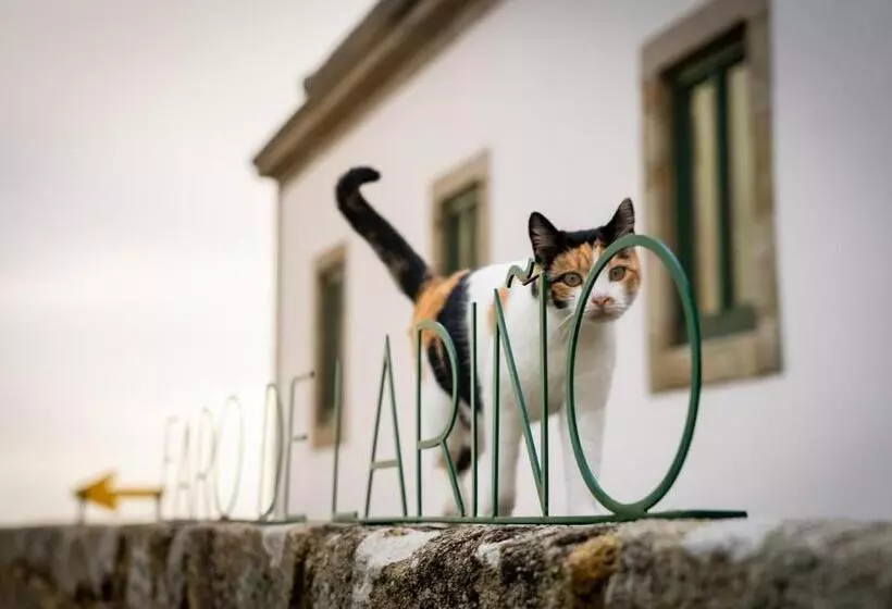 ホテル Faro Lariño