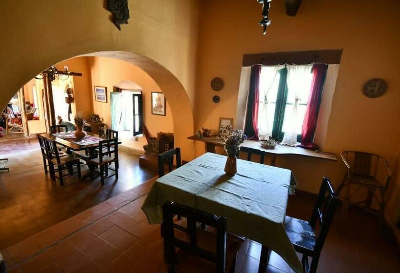 ホテル Hosteria La Granja