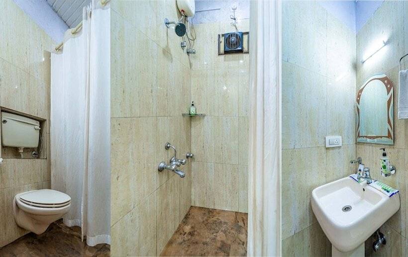 Itsy Hotels Sun N Shade