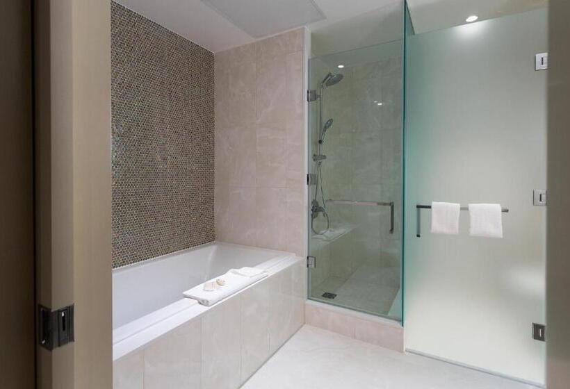 Sutton Place Hotel Toronto