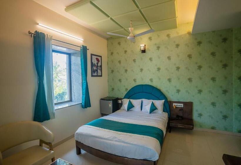 Hotelli New Panchratna