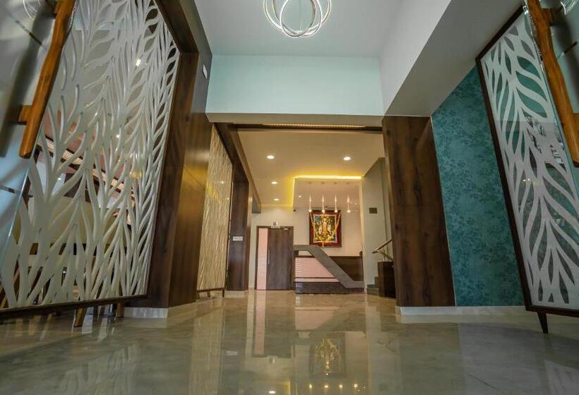 Hotelli New Panchratna