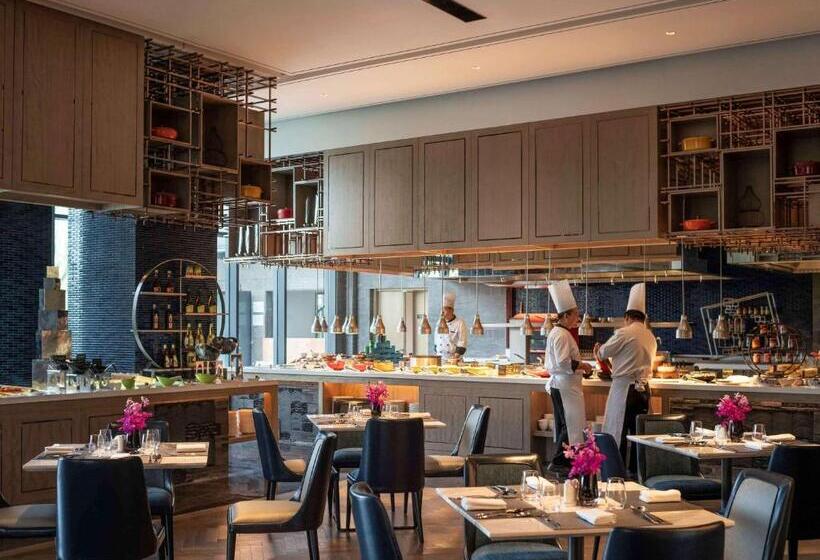 Отель Pullman Suzhou Zhonghui