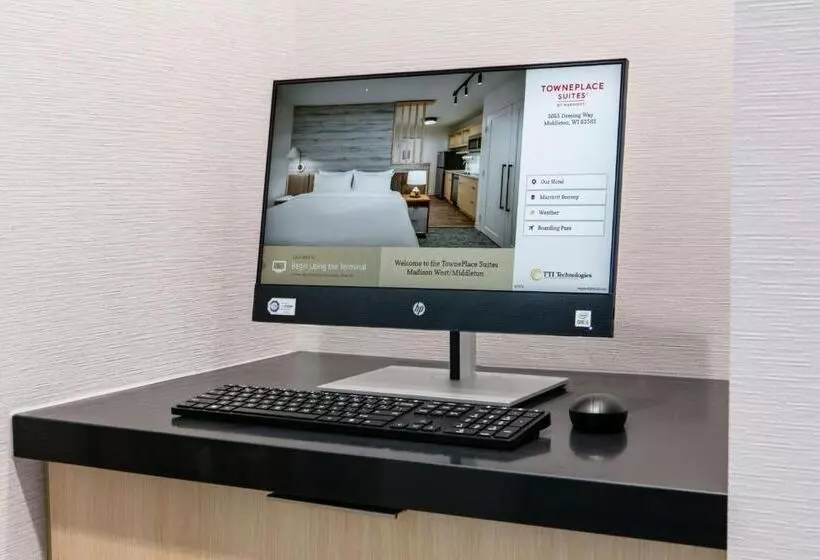 هتل Towneplace Suites By Marriott Madison West, Middleton