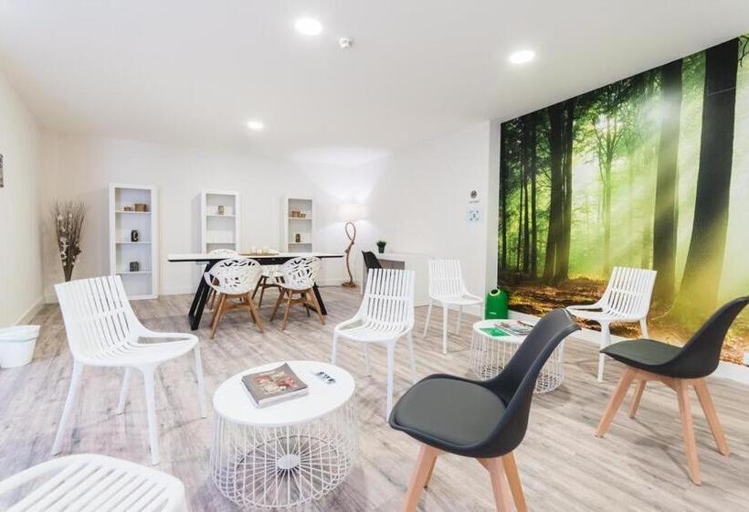 펜션 Hostal Comfort Suites