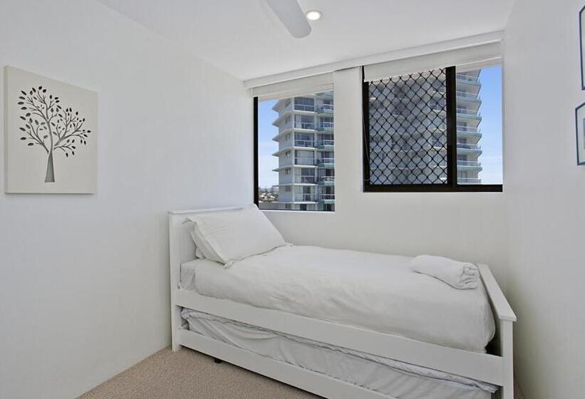 Aries Holiday Apartments