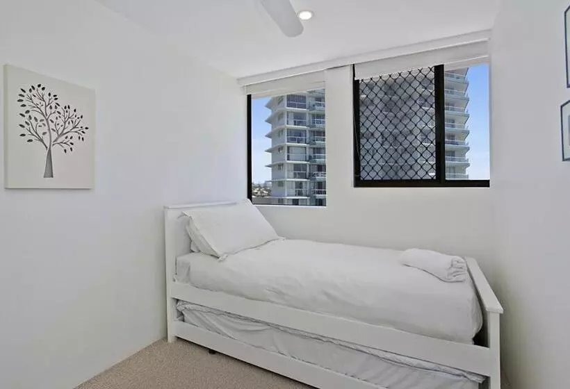 Aries Holiday Apartments