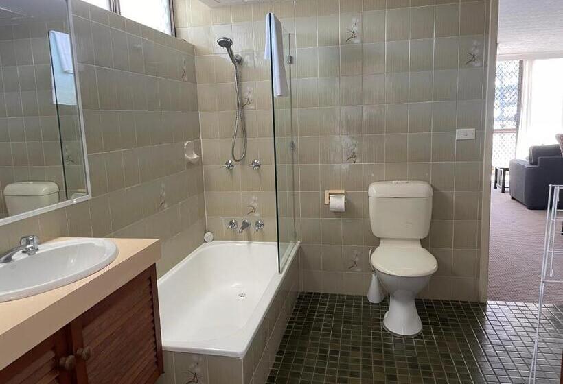 Aries Holiday Apartments