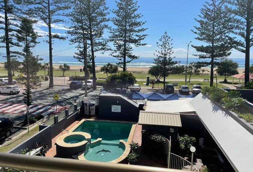 Aries Holiday Apartments