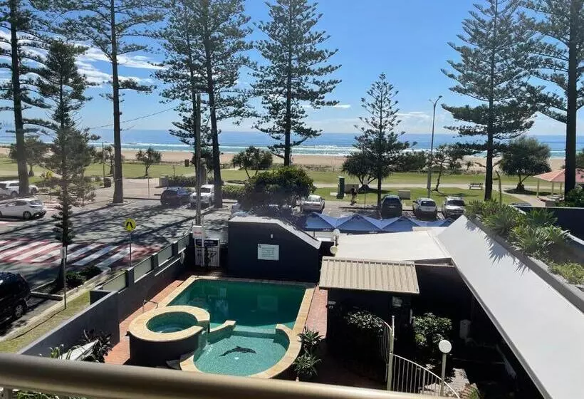 Aries Holiday Apartments