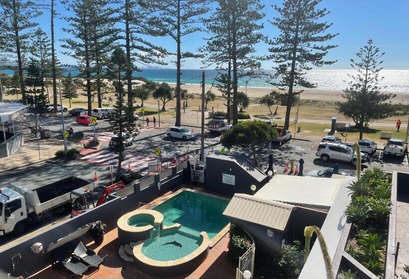 Aries Holiday Apartments