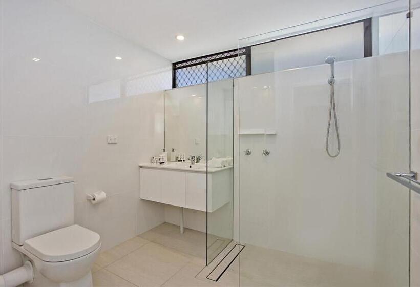 Aries Holiday Apartments