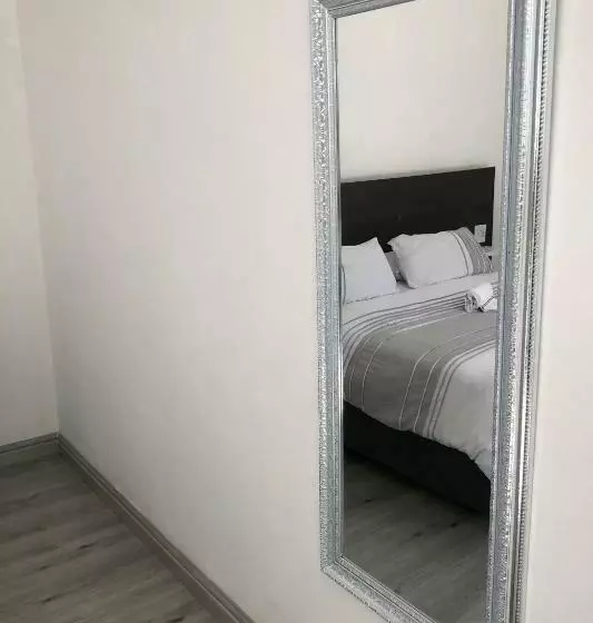 تختخواب و صبحانه Casa Mo Boutique Guest House