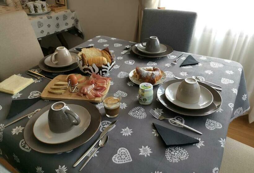 مبيت وإفطار Larici Rooms