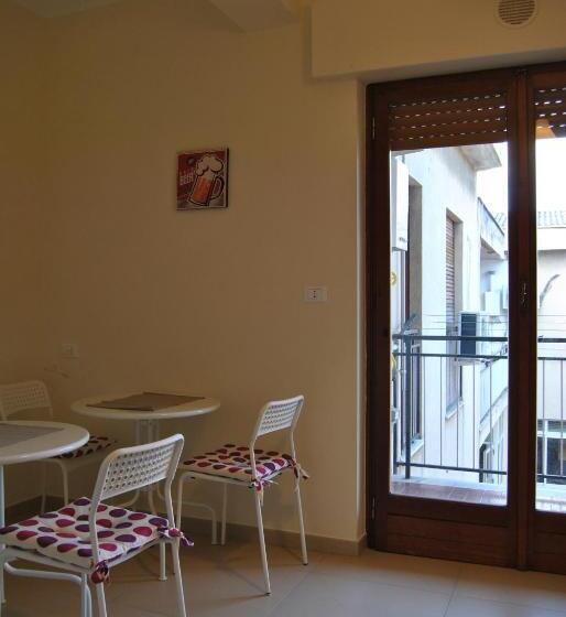 تختخواب و صبحانه Magione Apartment&rooms