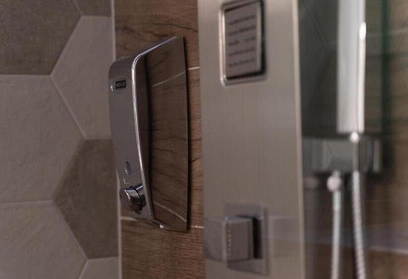 住宿加早餐  Rózsabors Hévíz