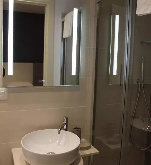 Hotelli Albergo Augusta B&b