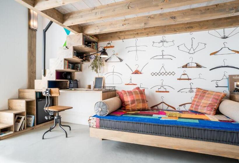 هتل Colégio Charm House