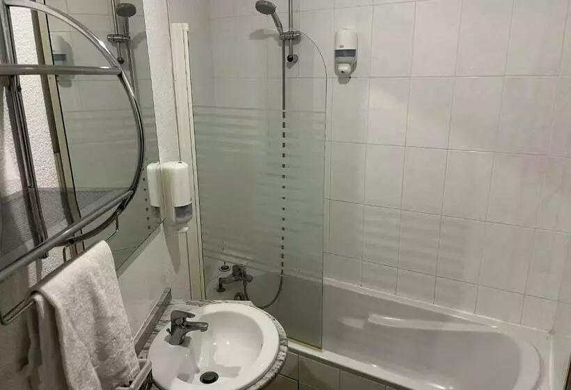 ホテル Hôtel Du Château   Beynac Et Cazenac