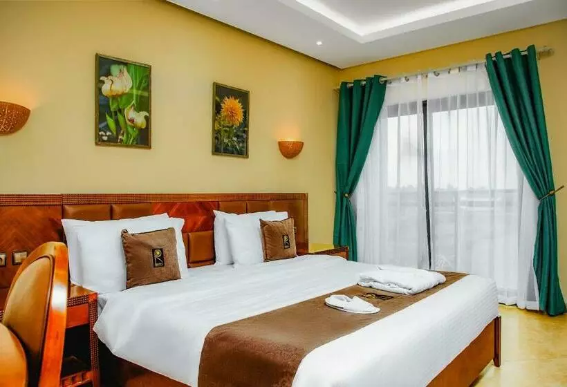 هتل Hôtel Regina The Pearl