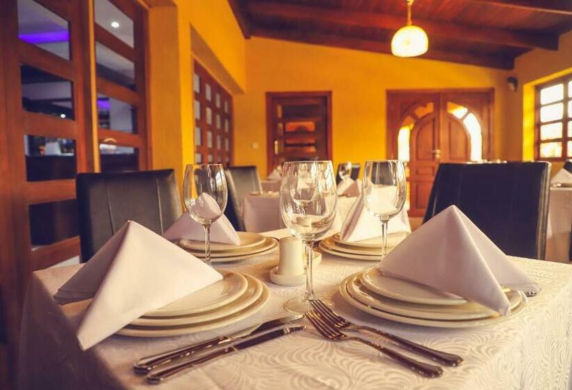 هتل Hôtel Regina The Pearl