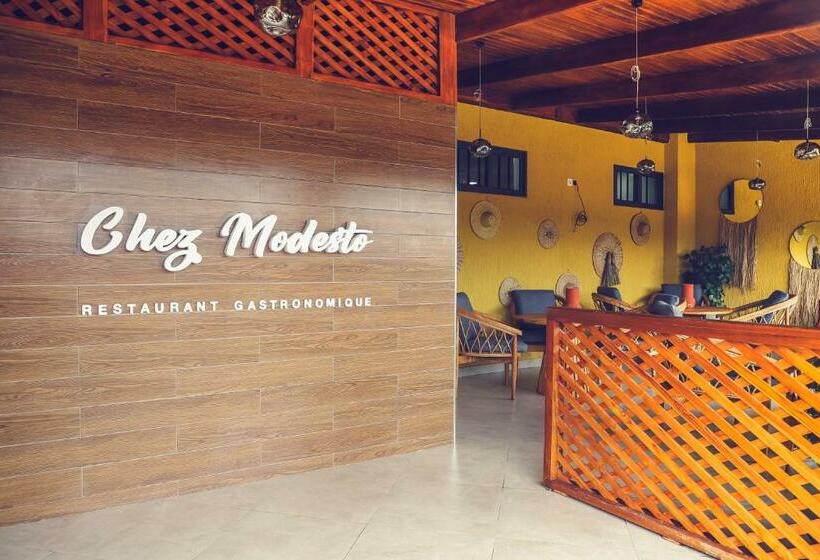 هتل Hôtel Regina The Pearl