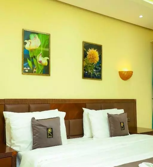 هتل Hôtel Regina The Pearl