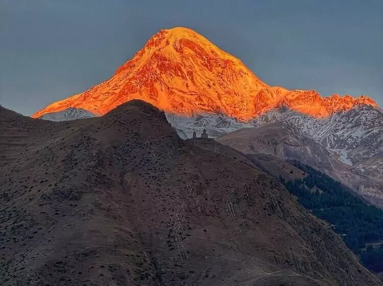 هتل Misty Mountain