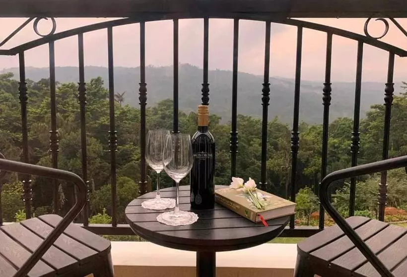 Hotelli Montrose Golf Resort & Spa