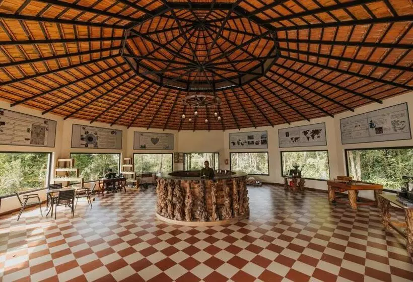 Hotelli Montrose Golf Resort & Spa