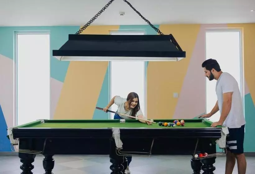 Hotelli Montrose Golf Resort & Spa