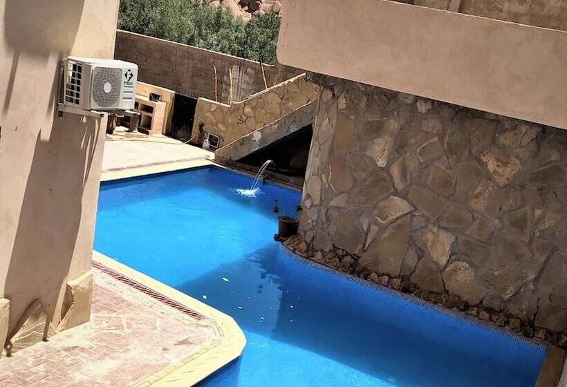 بنسيون Canyon Dades