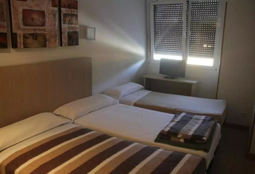 پانسیون Hostal Francisco Salinas