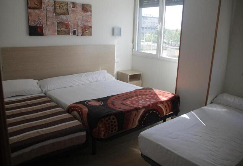 پانسیون Hostal Francisco Salinas