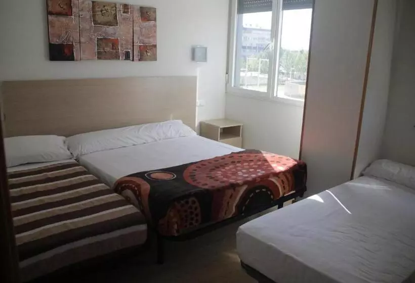 پانسیون Hostal Francisco Salinas