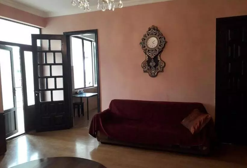 پانسیون Kobuleti Bagrationi 40