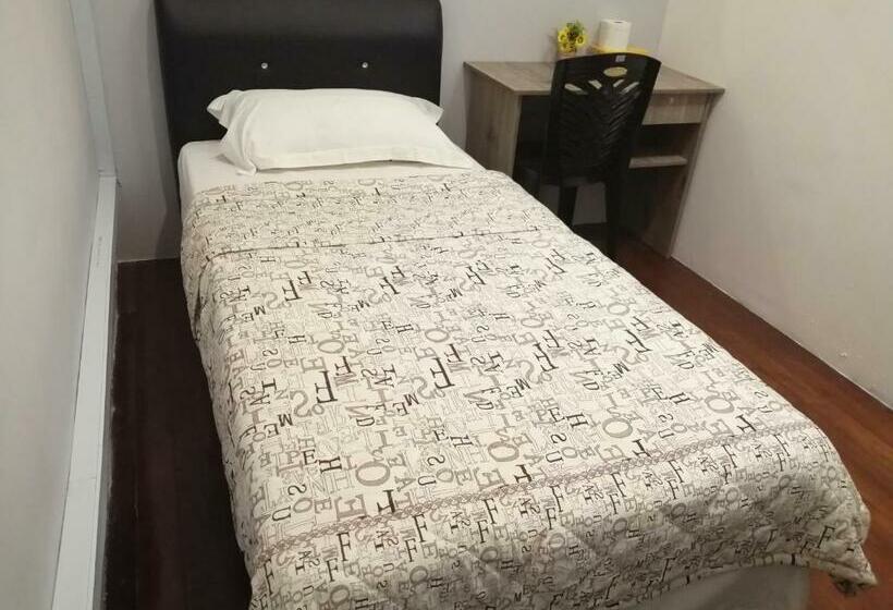 פנסיון Spot On 90044 Amida Point