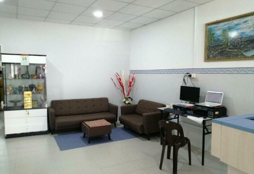 פנסיון Spot On 90044 Amida Point