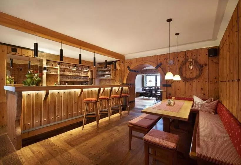 Aktivhotel & Gasthof Schmelz Ihr Urlaubs Hotel In Inzell Mit Wellness Hallenbad, Alpensauna & Dampfb