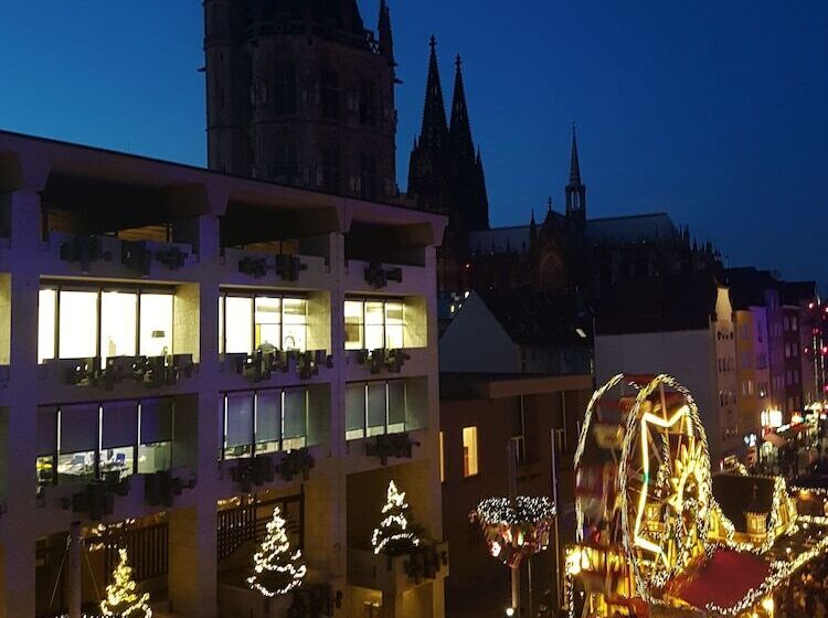 Altstadthotel Hayk Am Rhein